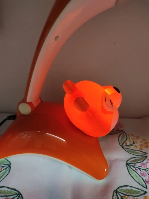 Dětská stolní lampička veverka