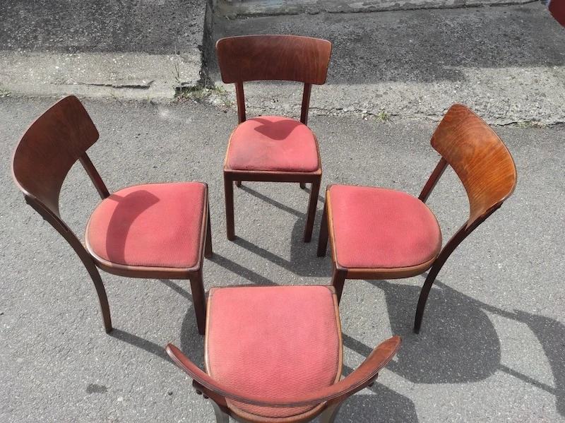 Retro židle k renovaci