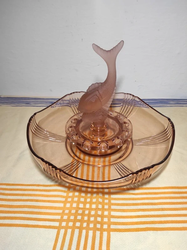 Ikebana z rosalinového skla Art Deco – Josef Inwald, návrh Rudolf Schrötter