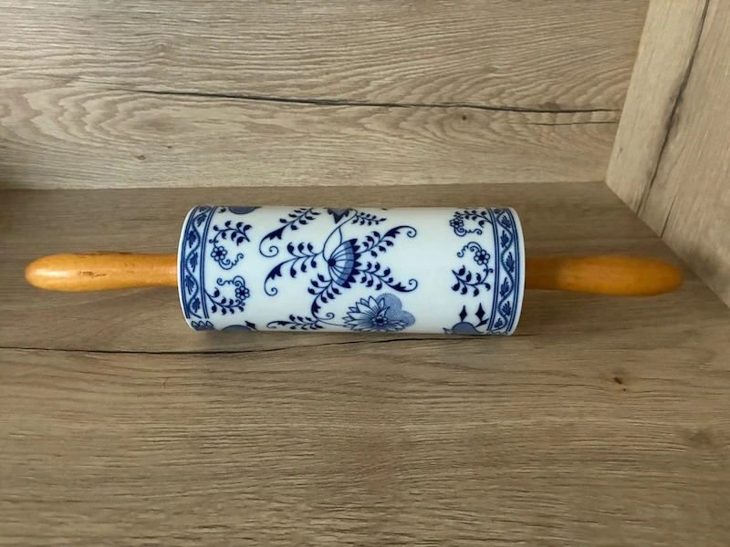 Porcelánový váleček Cibulák Dubí