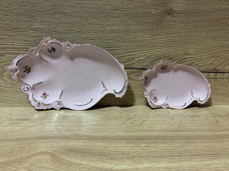 2× růžový porcelánový talířek H&C Chodov