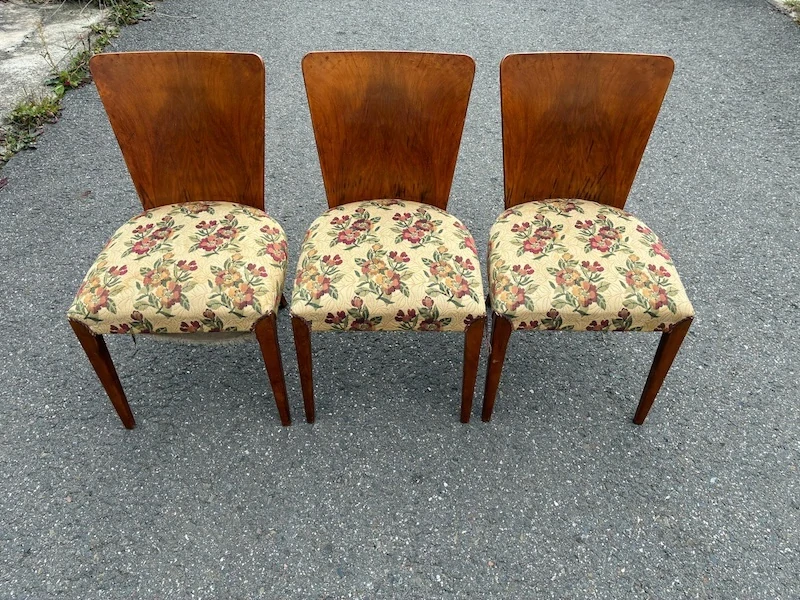 3× retro židle Halabala – lízátka, původní stav