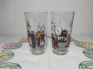 Retro sklenice z francouzské hořčice