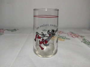 Retro sběratelská sklenička „Jen počkej, zajíci!“