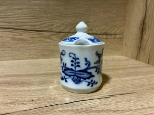 Porcelánová cukřenka – cibulák