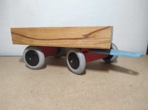 Retro hračka valník 