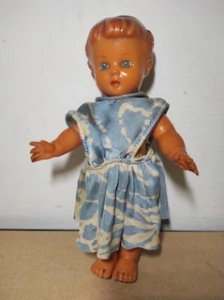 Gumová panenka Zuzanka 