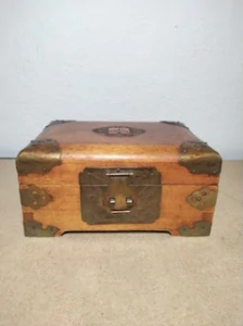 Stará činská šperkovnice 