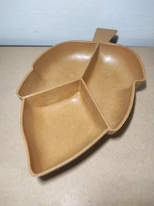 Retro plastová miska - list 