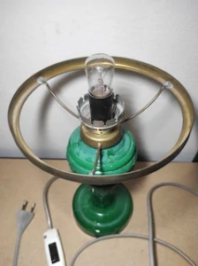 Retro elektrická malachitová lampička