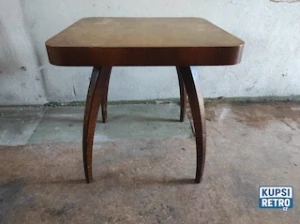 Konferenční stolek J. Halabala ( pavouk )