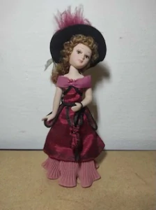 Porcelánová panenka 