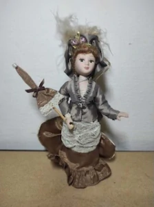 Porcelánová panenka 