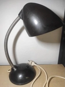 Retro bakelitová lampička 