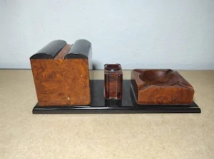 Starý kuřácký set