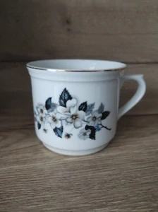 Porcelánový hrnek 