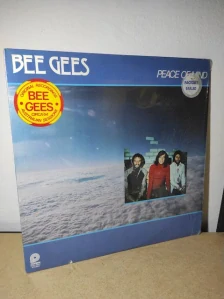 LP Bee Gees - Peace Of Mind 