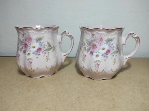 Porcelánové hrnky ( bucláky ) růžový porcelán 