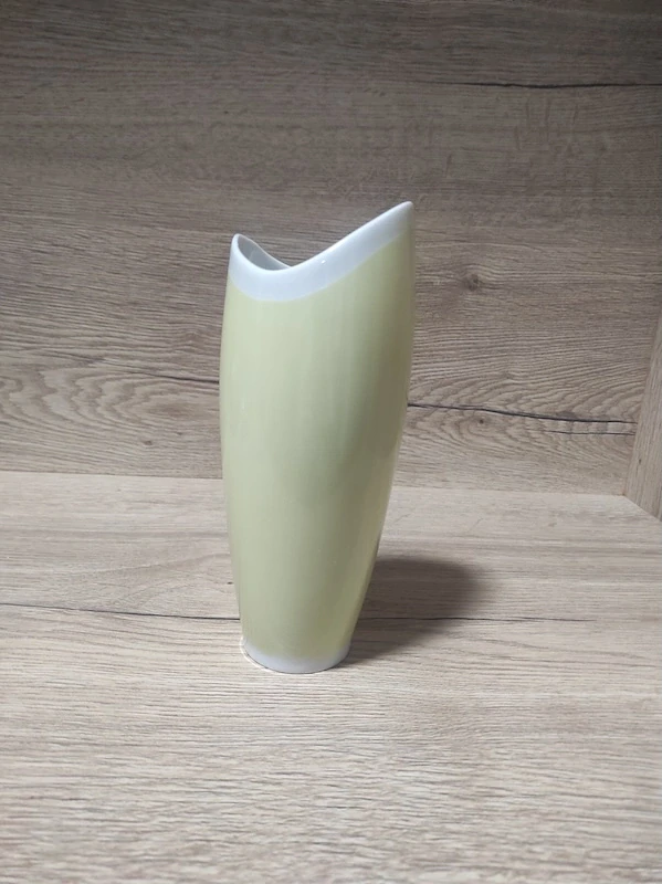 Royal Dux, Jaroslav Ježek - Elka 