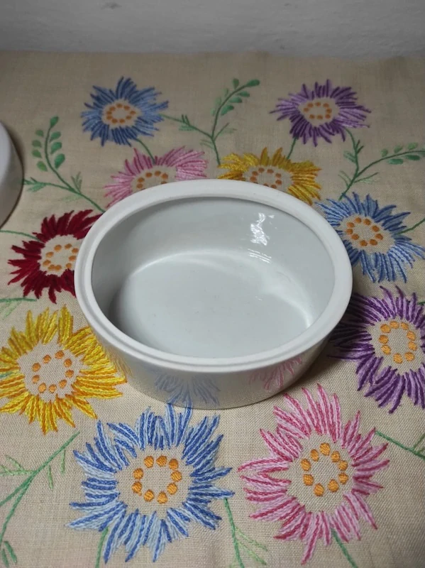 Dóza Nevěsta - Royal Dux - M. Vajceová 