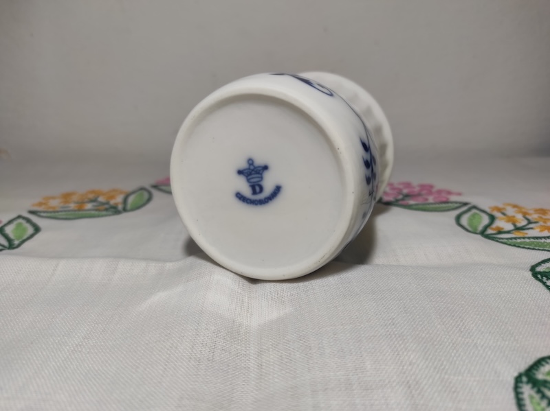 Porcelánová dóza - cibulák Dubí 