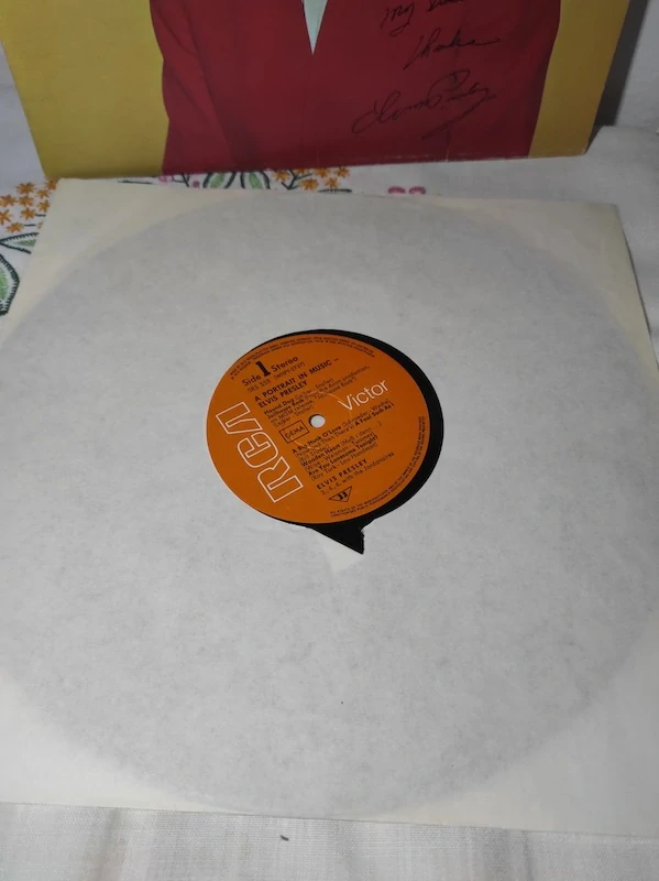 Elvis Presley - Portrait In Music 