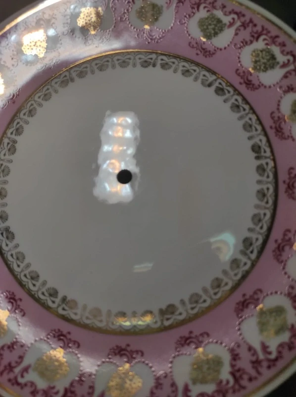 Porcelánový etažér na cukroví 