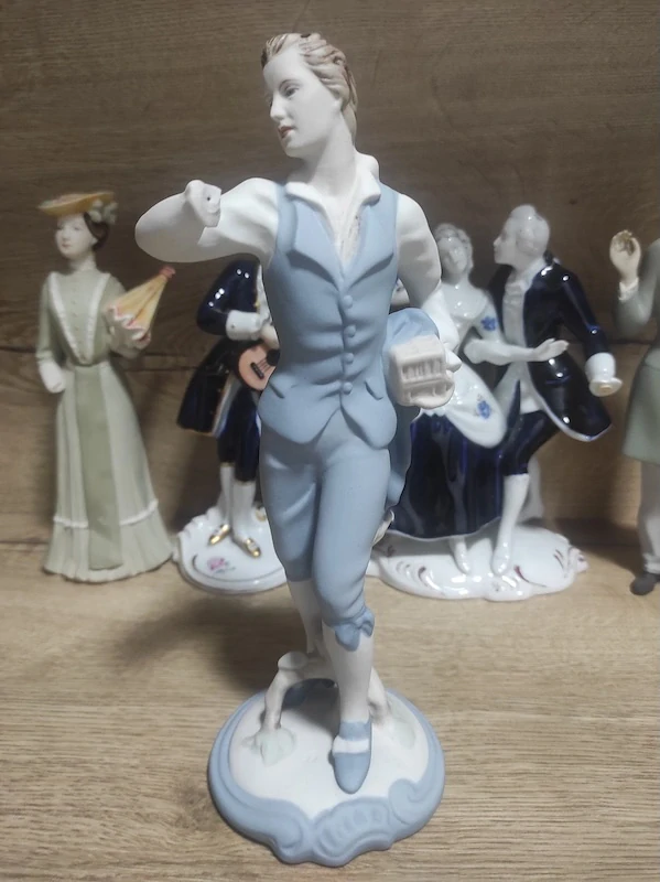 Porcelánové sošky Royal Dux – set 5 ks