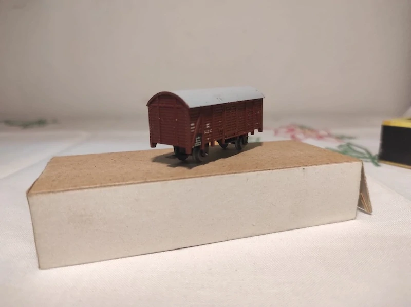 PIKO vláčky – 2 ks (poškozené)