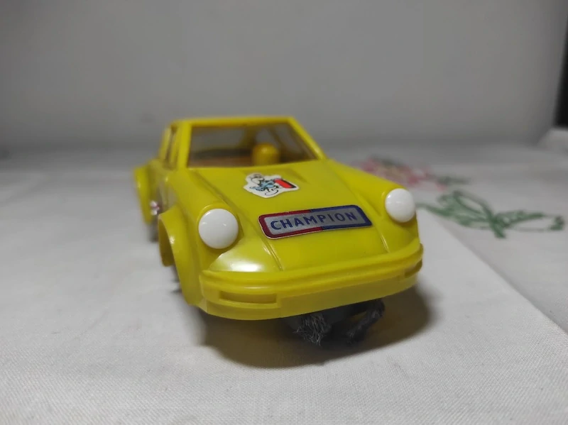 Porsche 911 – autíčko na autodráhu ITES, zachovalý stav