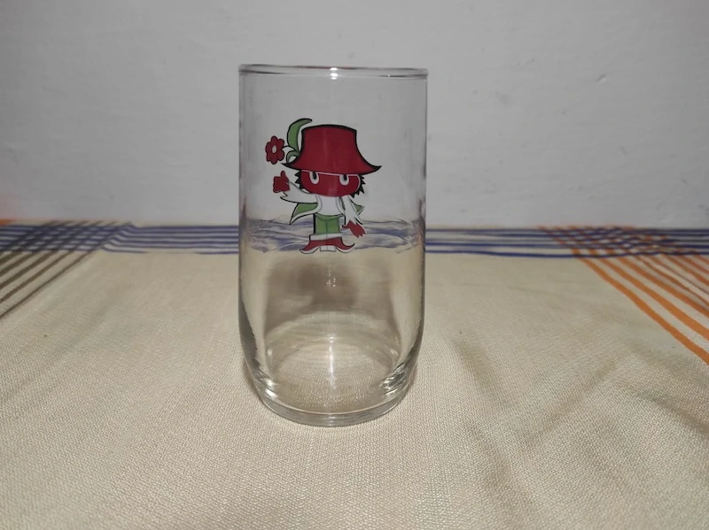 Retro sklenička Cipísek