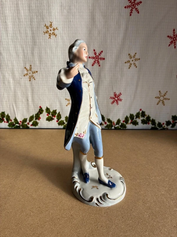 Porcelánová soška – Royal Dux