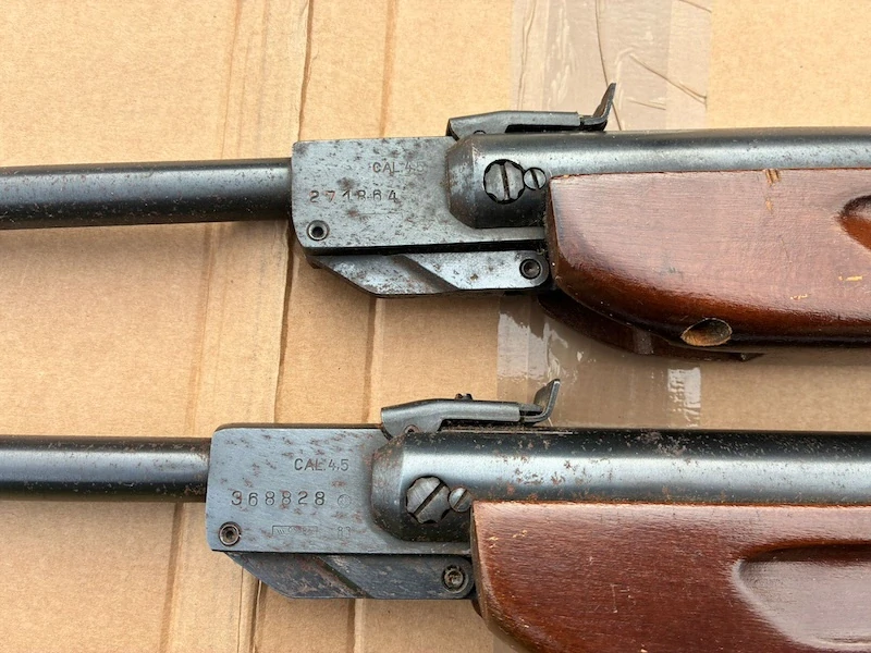 Dvě vzduchovky Slavia 630, model 77