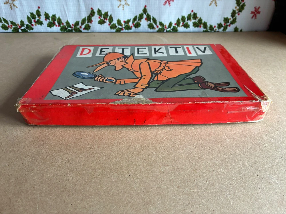 Retro společenská hra DETEKTIV TOFA