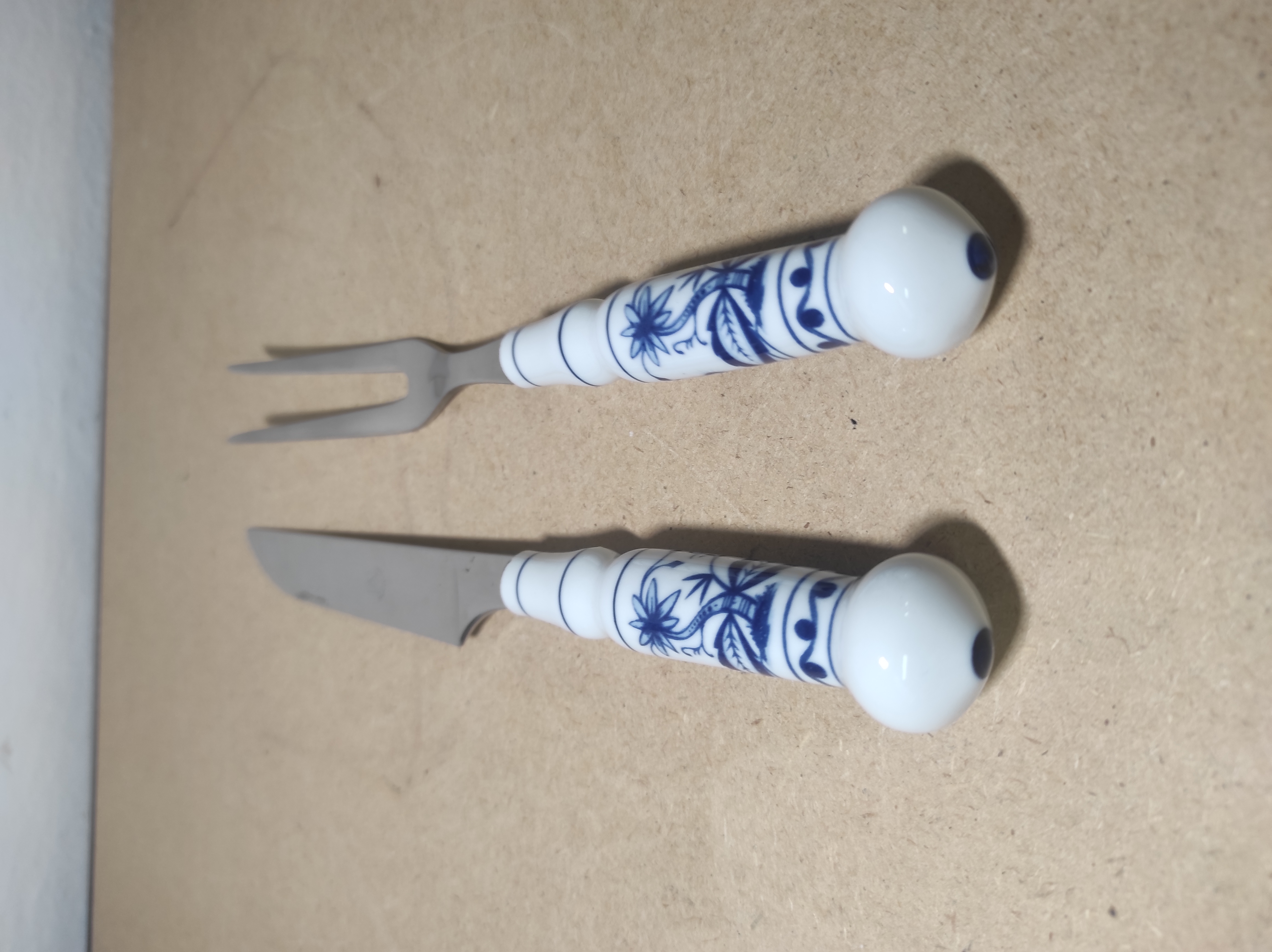 Cibulák příbor servírovací