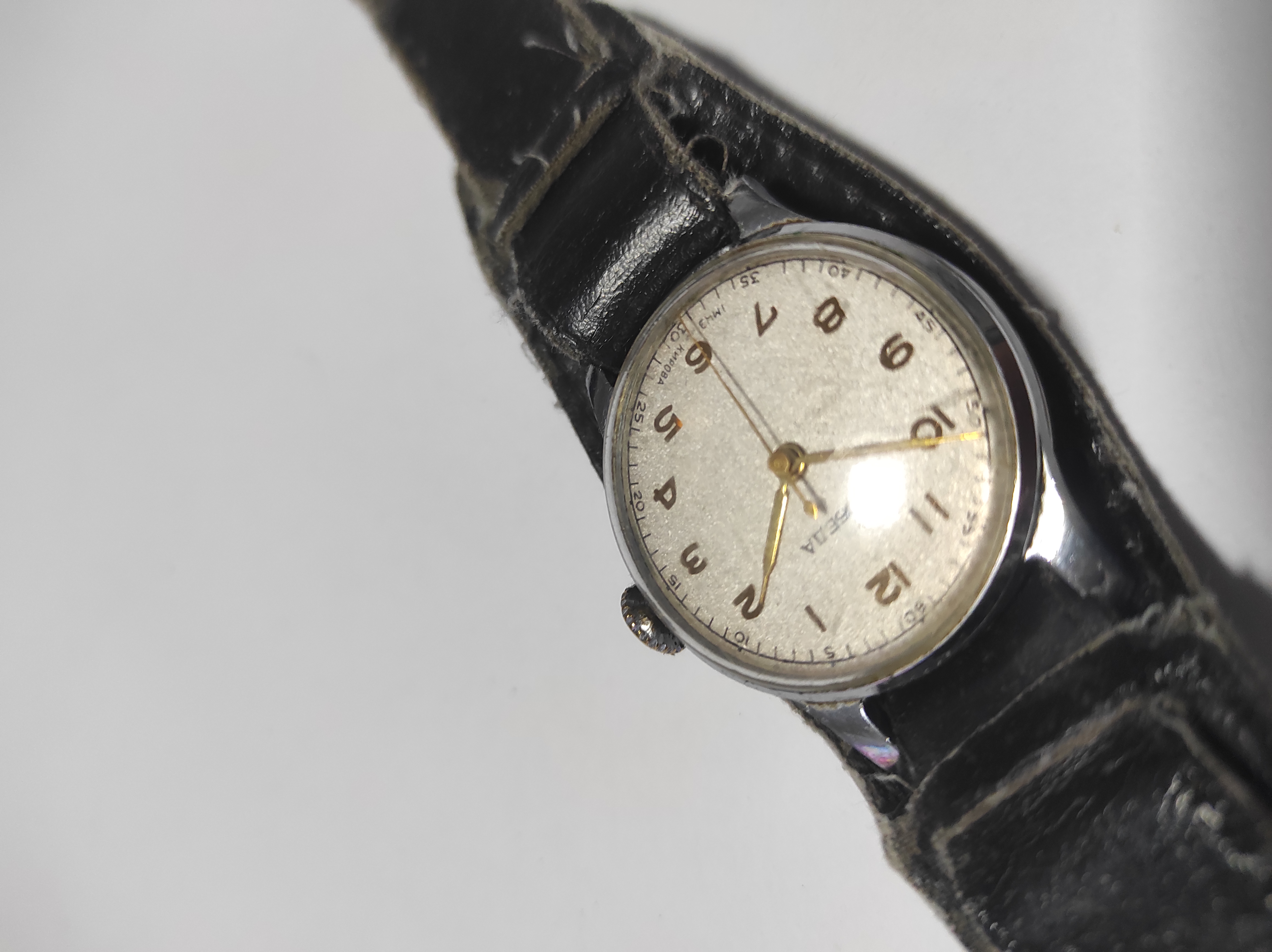 Staré hodinky POBEDA