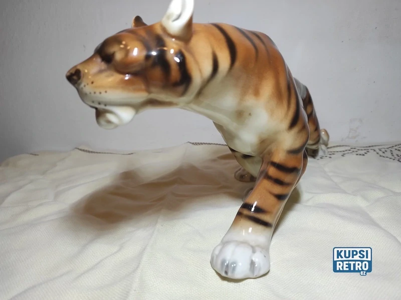 Porcelánová soška tygr, Royal Dux