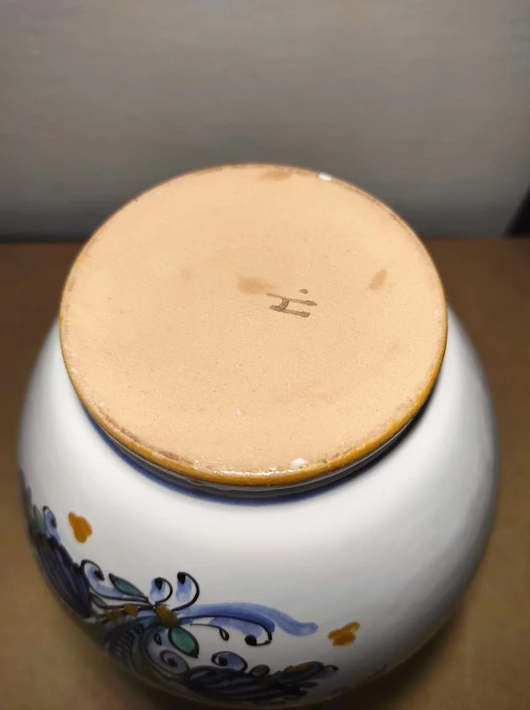 Krásný keramický džbánek 