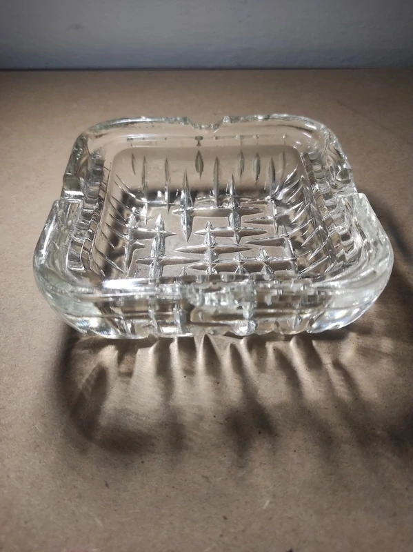 Retro popelník lisované sklo 