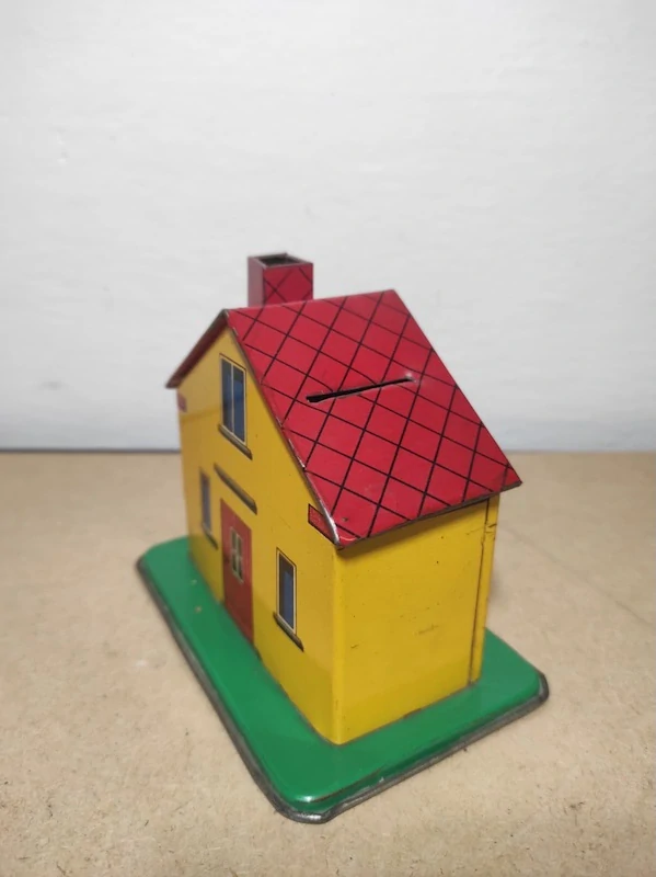 Retro plechová pokladnička 