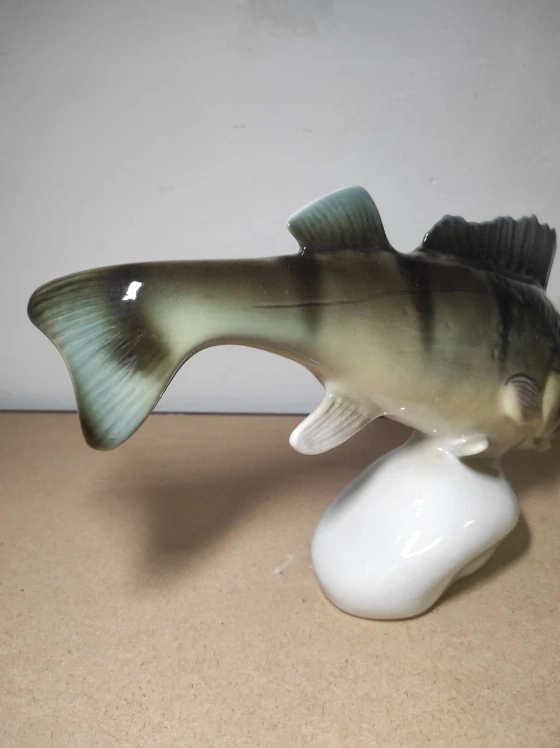 Royal dux porcelánová soška ryba