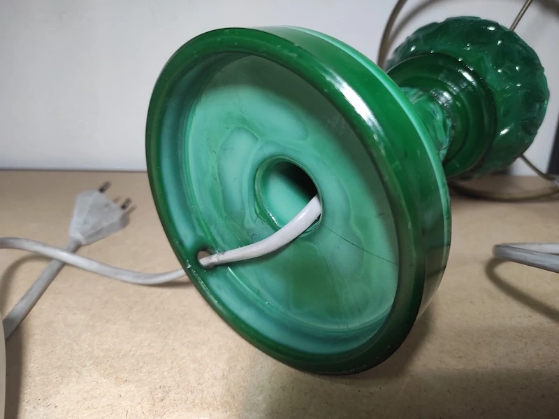 Retro elektrická malachitová lampička