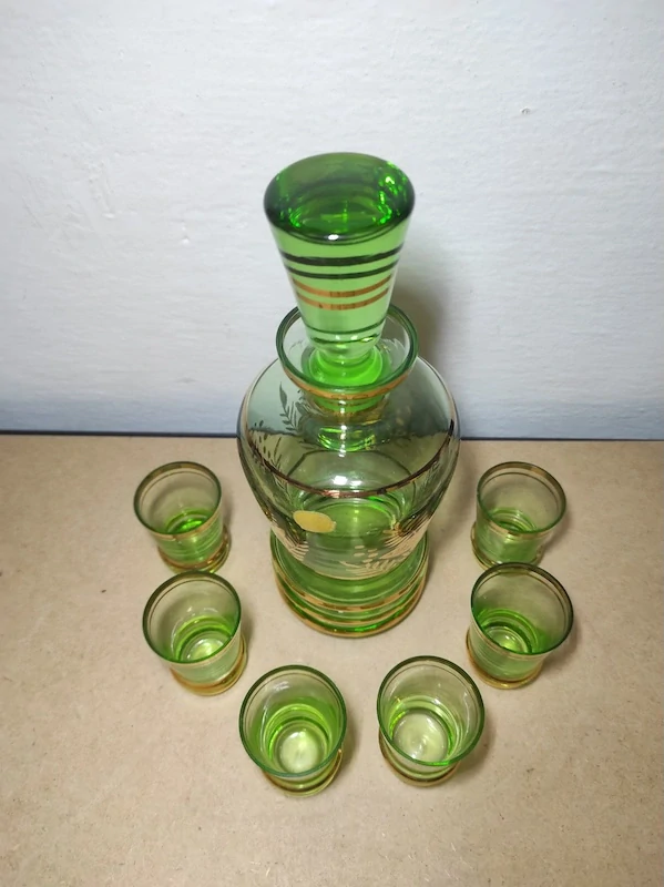 Retro nápojová souprava 