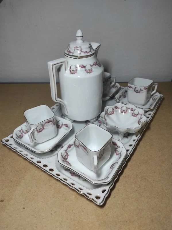 Porcelánová souprava na mocca kávu 