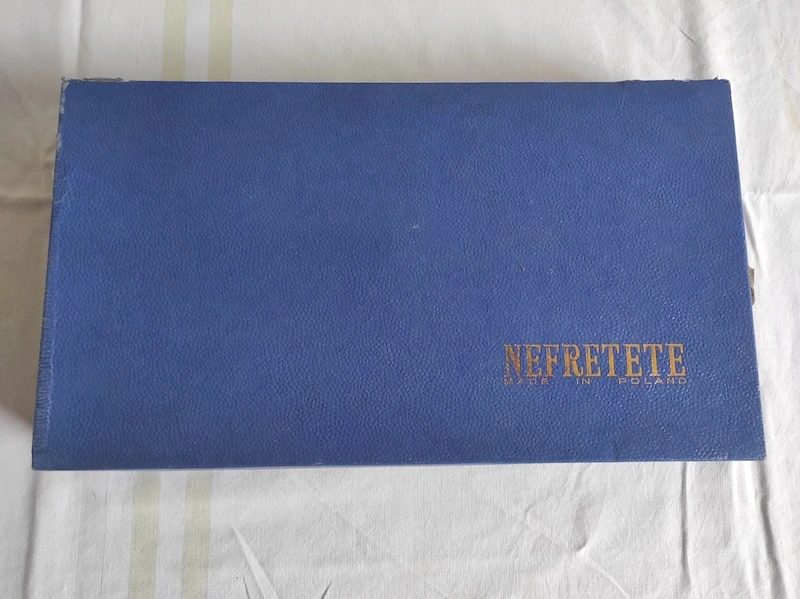 Retro kolekce na vlasy pro ženy NEFRETETE