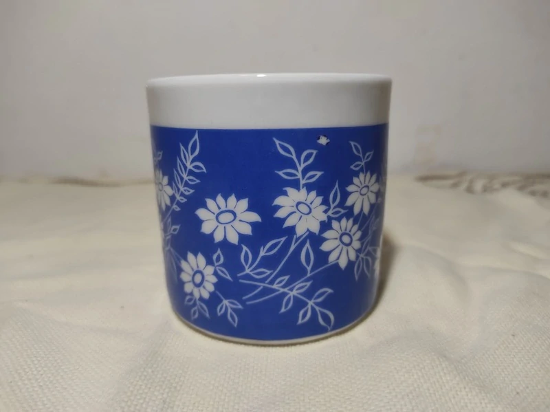 Retro hrníček č.2