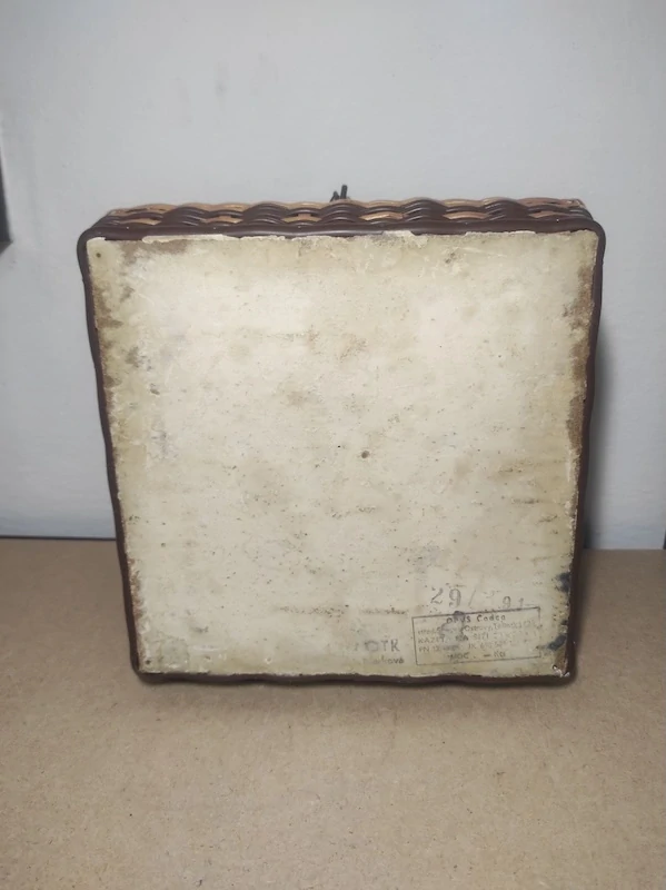 Retro košík na šití 