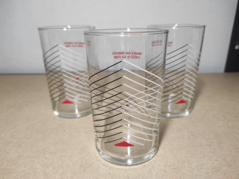 Retro skleničky od horčice 