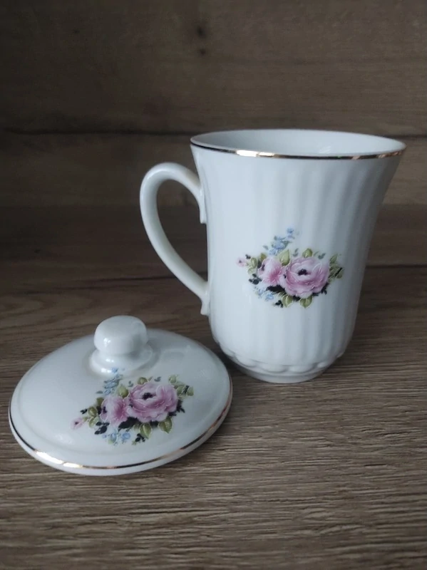 Hrníček s pokličkou Dubí 