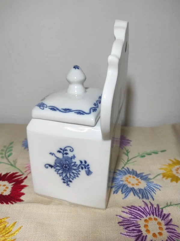 Porcelánová závěsná dóza na cukr 